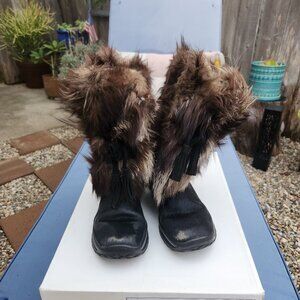 *Vintage* Regina Gigi Fur Boots